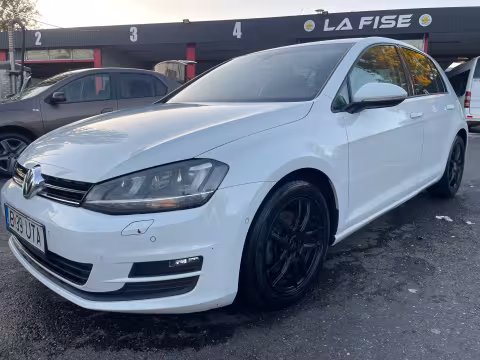 Volkswagen Golf VII 2015 mașină de închiriat București