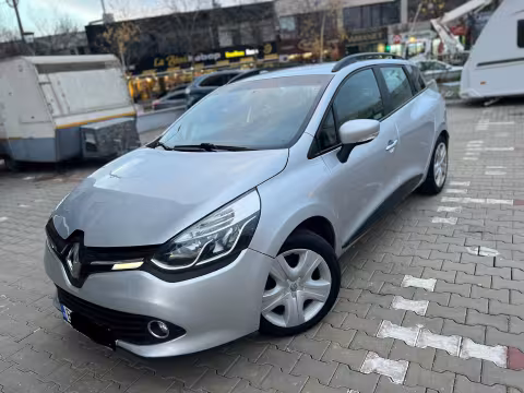 Masina de inchiriat / car rentals / Renault clio / rental car