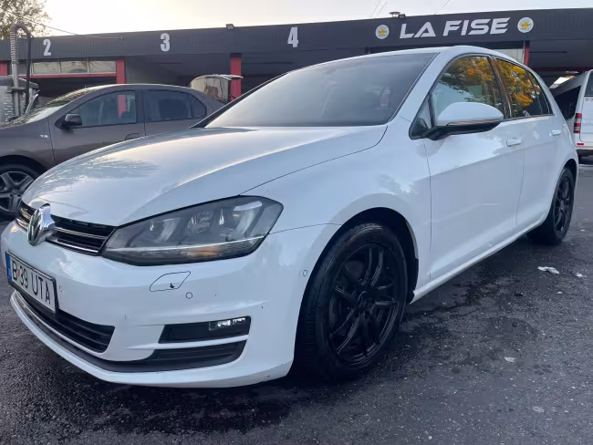 Volkswagen Golf VII 2015 mașină de închiriat București