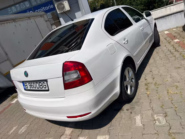Skoda Octavia II 2012 mașină de închiriat București
